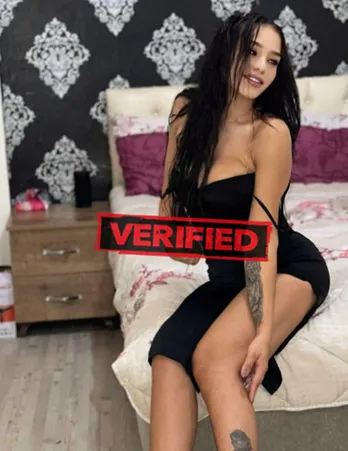 Alexandra fucker Prostitute Al Fahahil