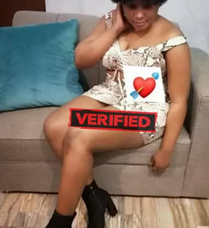 Annette sex Sex dating Mundemba