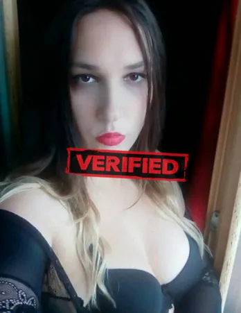 Angelina wank Prostitute Manadhoo