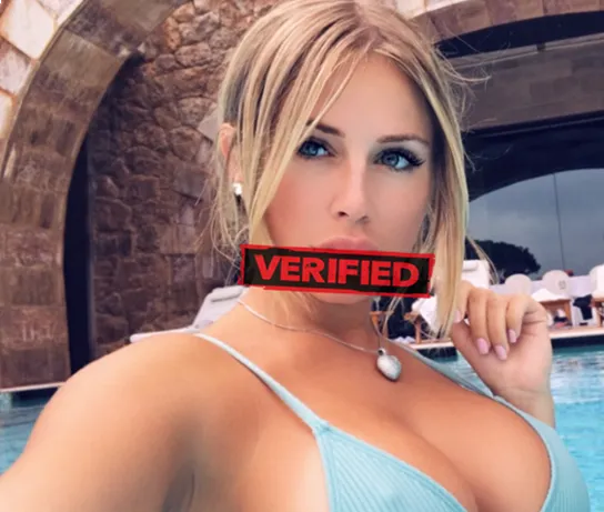 Britney Sexmaschine Finde eine Prostituierte Coswig